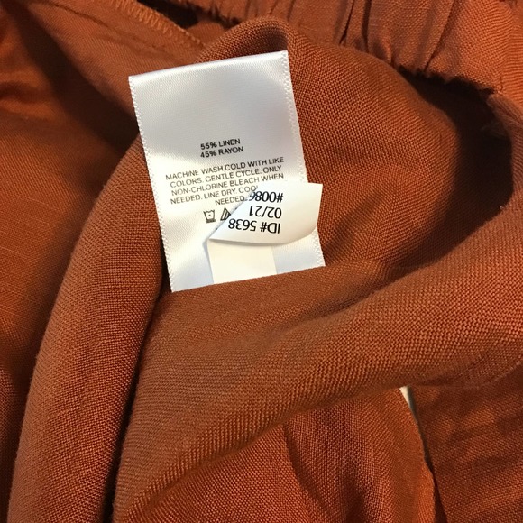 Express Linen Rust Ruffle Sleeve Blouse - Picture 4 of 7
